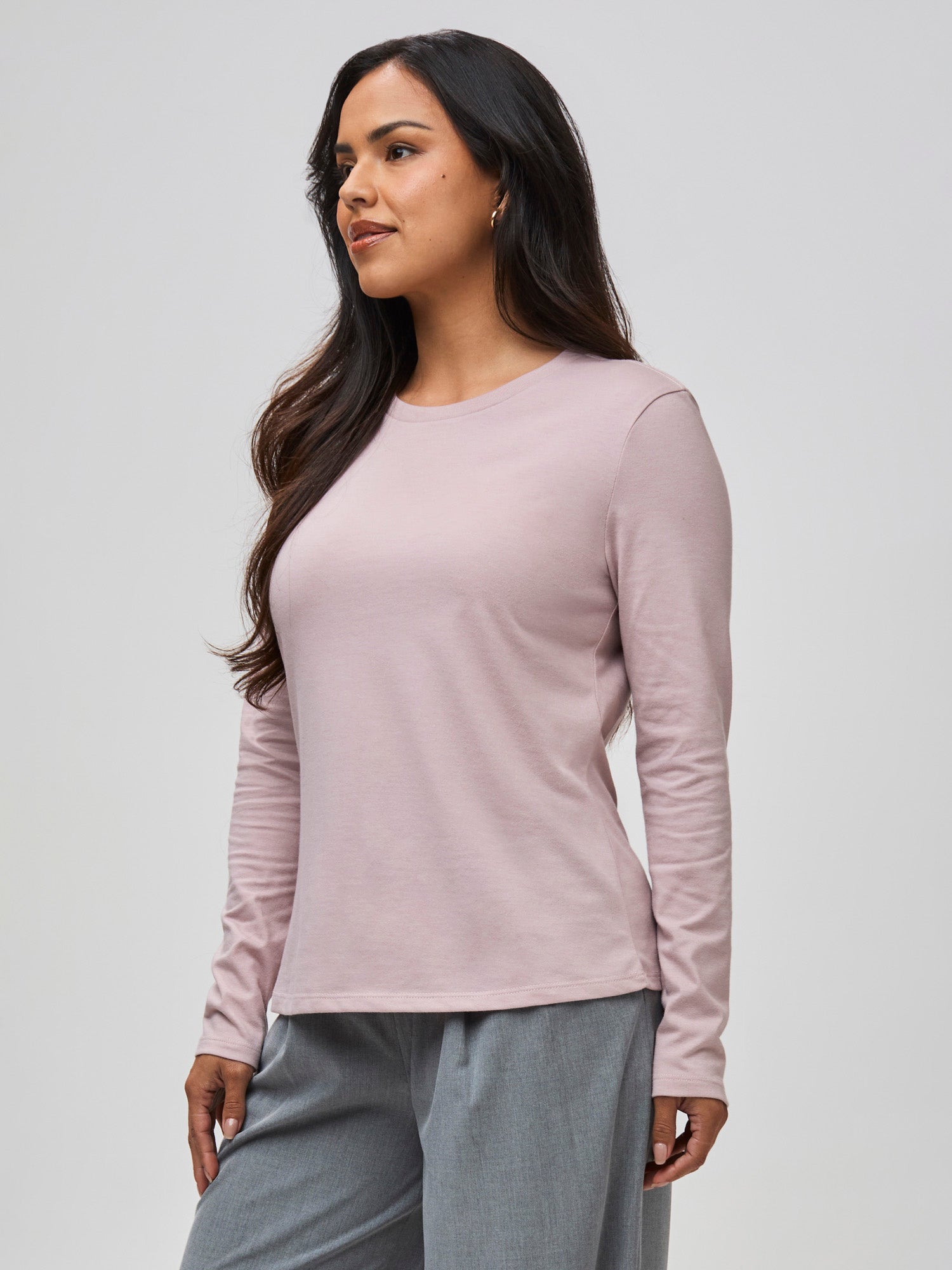 contoured design for flattering shape # Contoured Design | Women's Long Sleeve Crew at FCT