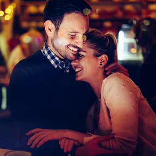 Best Casual Date Looks to Make a Great Impression | Fresh Clean Tees