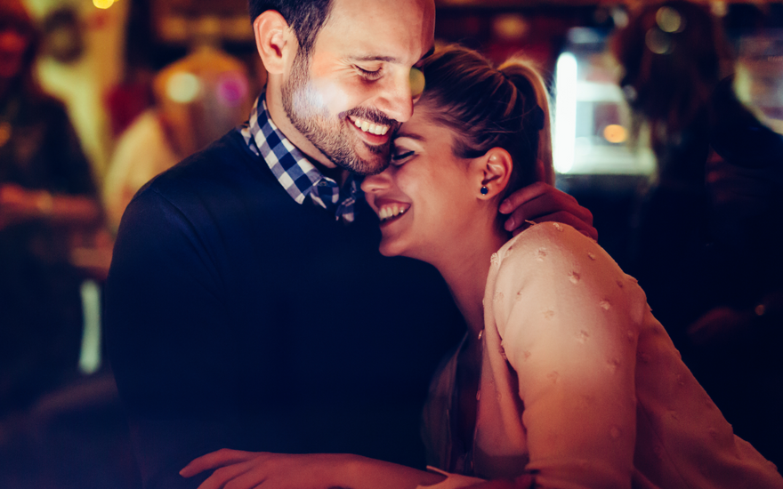 Best Casual Date Looks to Make a Great Impression | Fresh Clean Tees