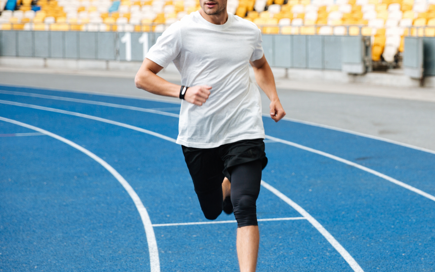 Up and Running: How a Simple Tee Beat a Performance Top