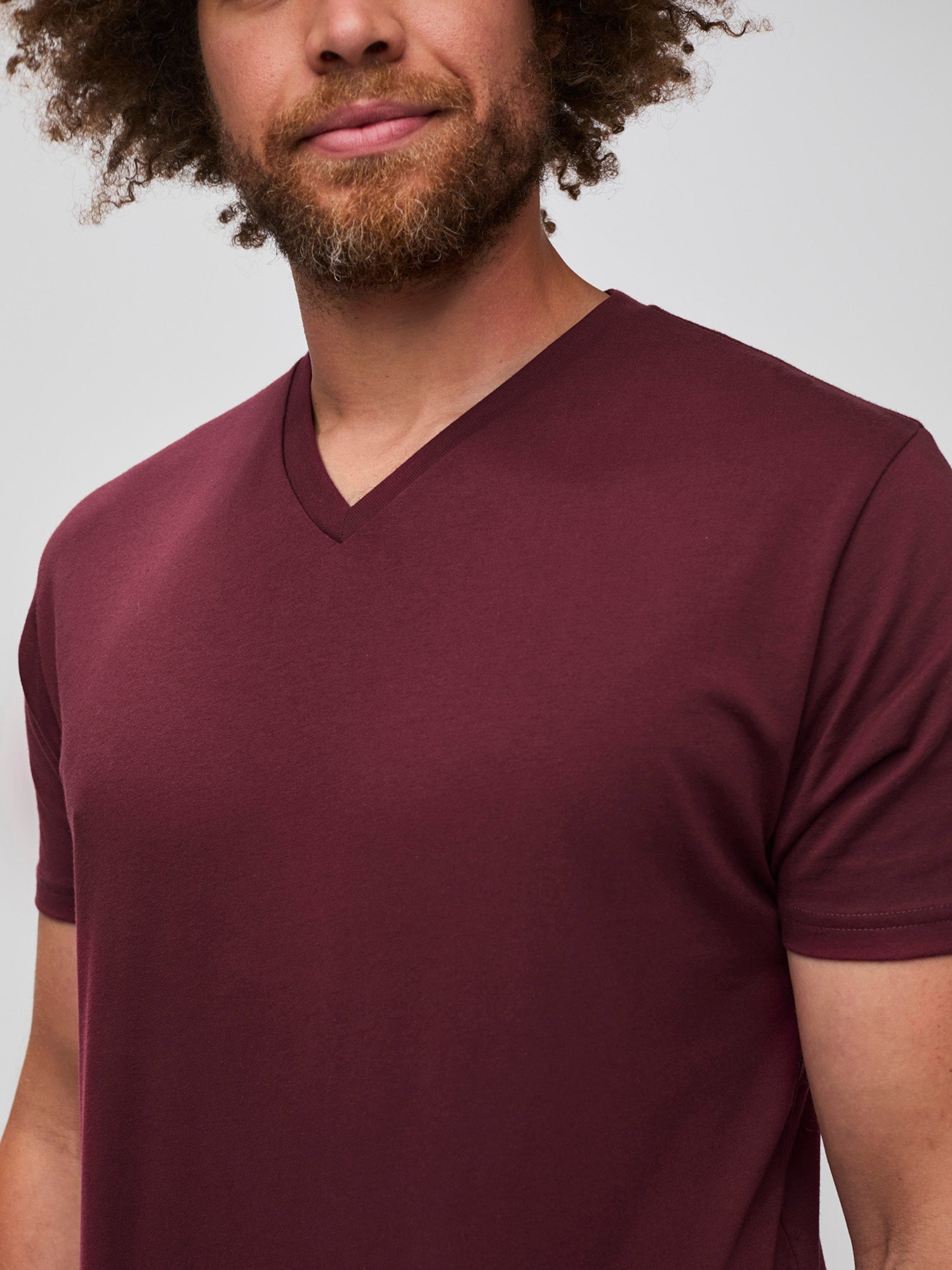 Burgundy V-Neck – Fresh Clean Threads