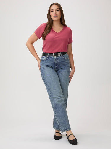 Wear your tee tucked or untucked # Women's V-Neck Tees | Coral Tees Built to Last