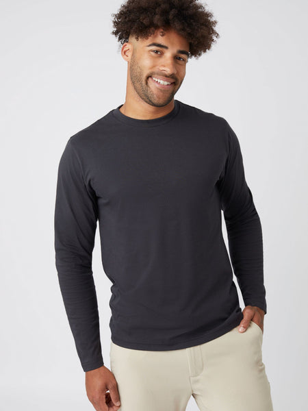 Joe is 6', 180LBS and wears a size L # Men's Long Sleeve Crew in Anchor Black | Fresh Clean Threads