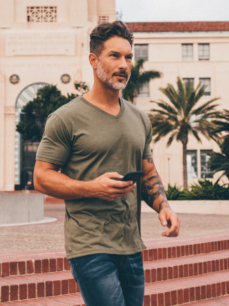 Men's V-Necks: Effortless Style & Comfort