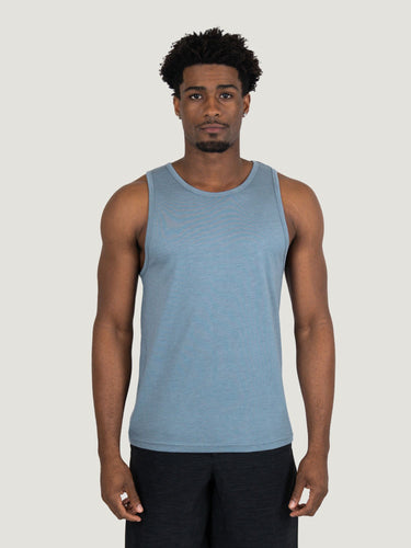 Vince is 6'2, 190lbs and wears a size M #