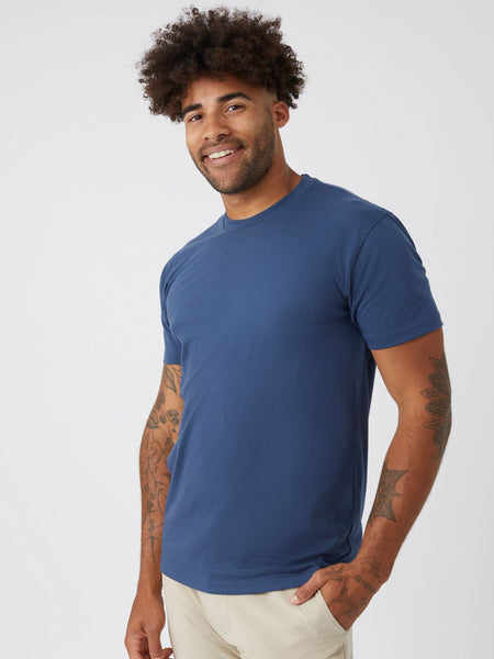 Joe is 6', 180LBS and wears a size L # Steel Blue Crew Neck | Model Size L | Fall Collection 2023 | Fresh Clean Threads