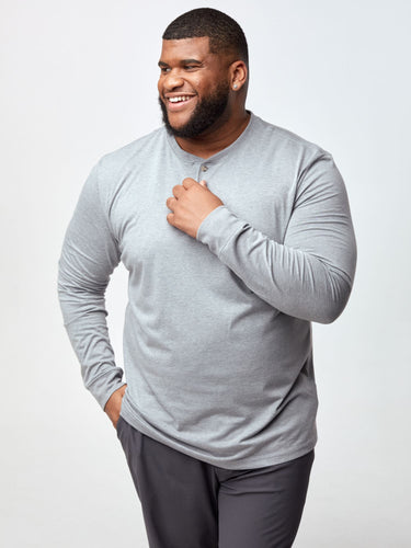 Steven is 6', 275lbs and wears a size 3XL # Long Sleeve Henley in Heather Grey | Men's Premium Essentials | FCT