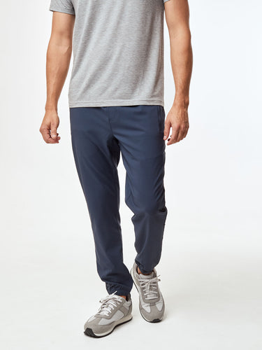 Joe is 6'2, 177LBS and wears a size L #  Performance Joggers are a Perfect Blend of Style & Function