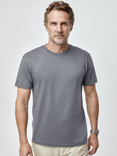 Ariel is 6'1, 175lbs and wears a size M # Basic 5-Pack with Slate | Fresh Clean Threads