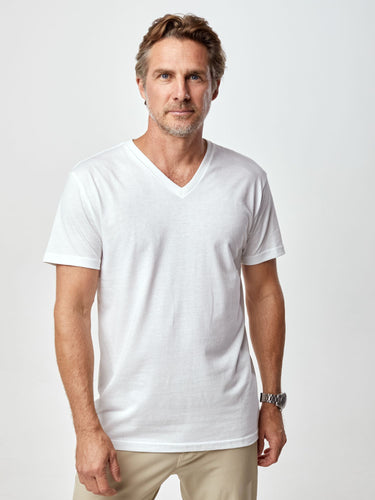 Ariel is 6'1, 175lbs and wears a size M # White V-Neck 5-Pack | Fresh Clean Threads