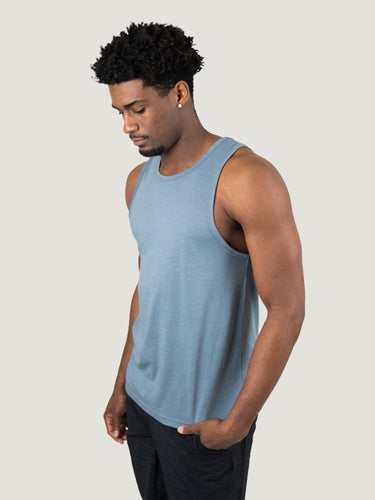 Vince is 6'2, 190lbs and wears a size M #